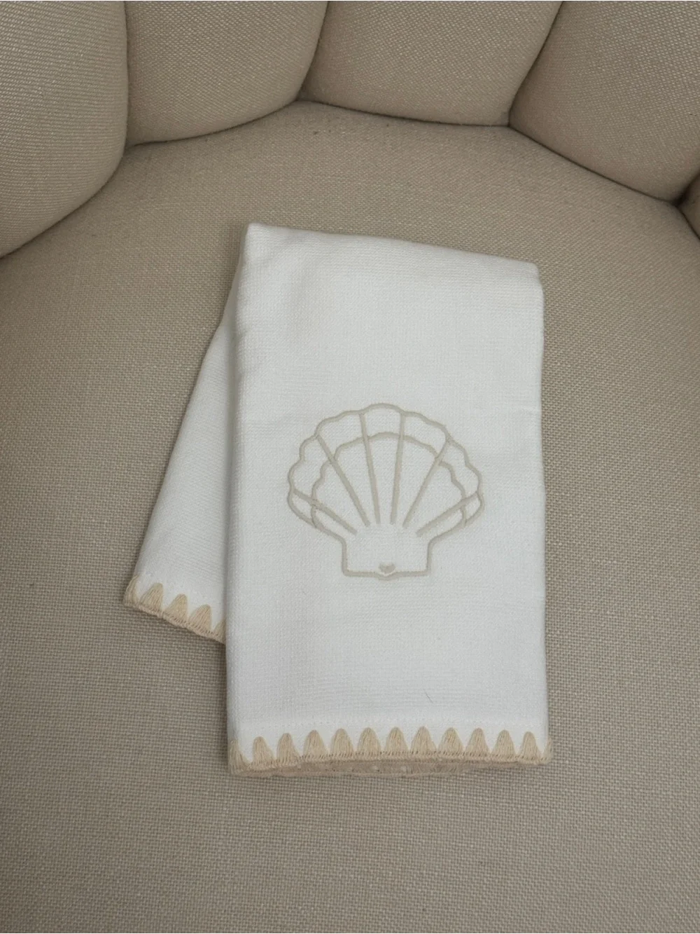 Weezie Towels SAND SHELL STITCHED GUEST TOWEL